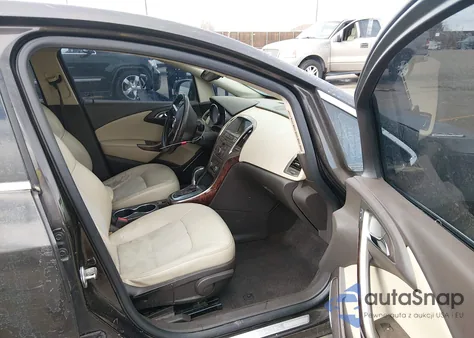 2013 Buick Verano z USA, uszkodzony, nr VIN 1G4PP5SK2D4220157